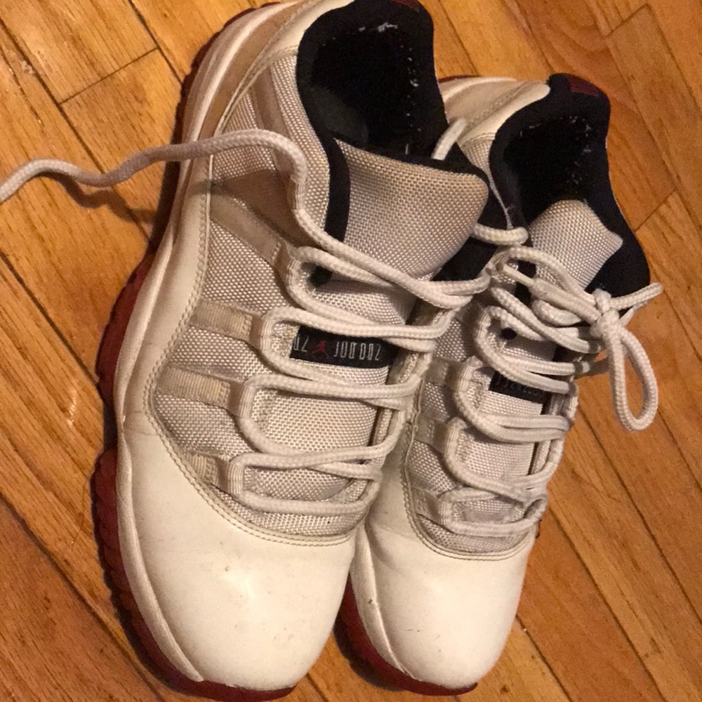 Jordan 11 low